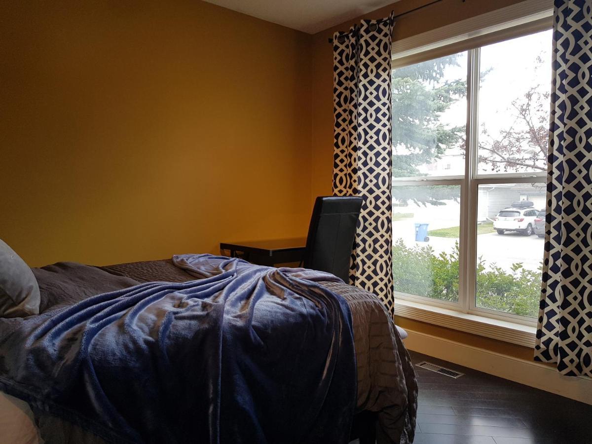 Tuscan Ridge Guesthouse Calgary West Luaran gambar